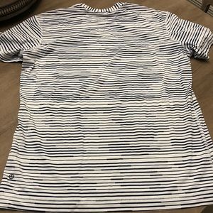 Men’s Lululemon top XL